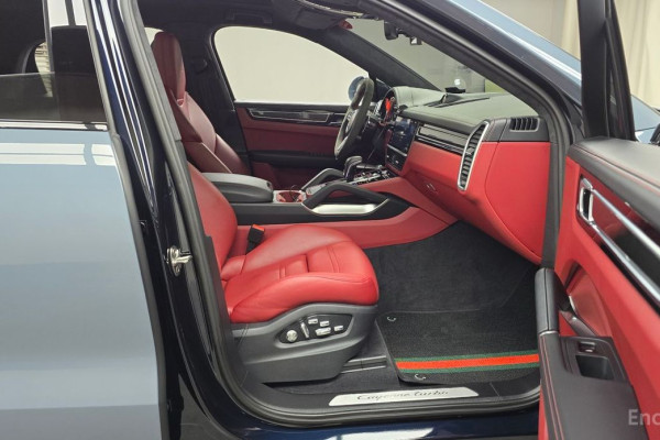 2020 Porsche Cayenne с пробегом 20 296 км