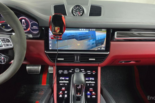 2020 Porsche Cayenne с пробегом 20 296 км