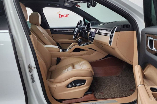 2019 Porsche Cayenne с пробегом 53 028 км