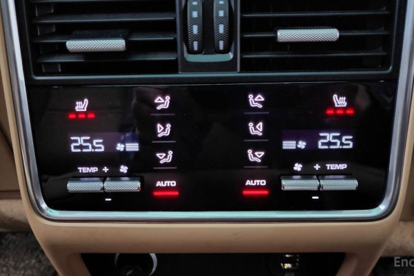 2019 Porsche Cayenne с пробегом 53 028 км