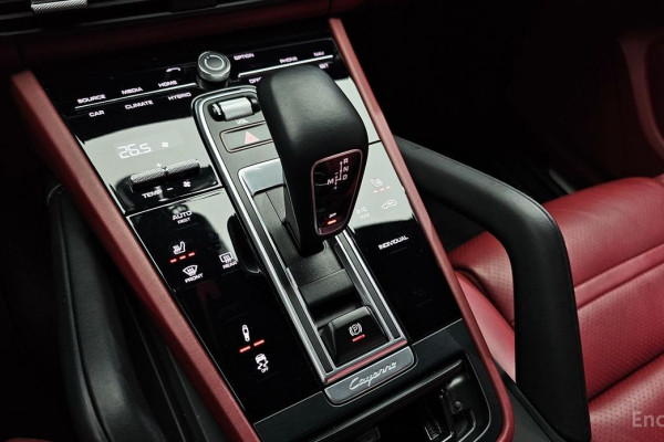 2020 Porsche Cayenne с пробегом 42 984 км