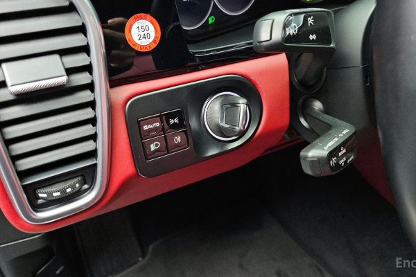 2020 Porsche Cayenne с пробегом 42 984 км