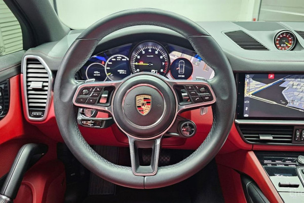 2020 Porsche Cayenne с пробегом 42 984 км