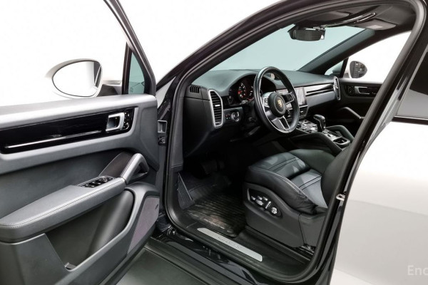 2020 Porsche Cayenne с пробегом 35 630 км