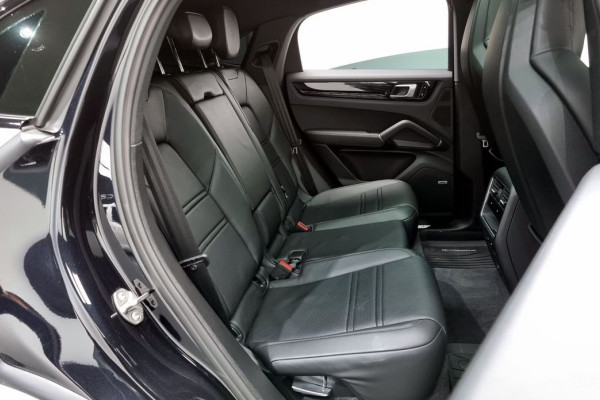 2020 Porsche Cayenne с пробегом 35 630 км