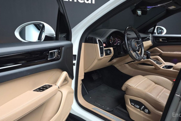 2020 Porsche Cayenne с пробегом 50 170 км
