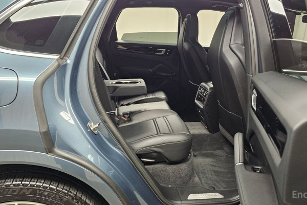 2020 Porsche Cayenne с пробегом 53 931 км