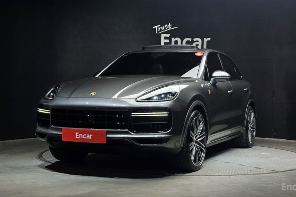 2021 Porsche Cayenne с пробегом 33 143 км