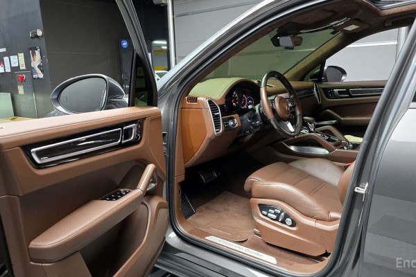 2021 Porsche Cayenne с пробегом 33 143 км