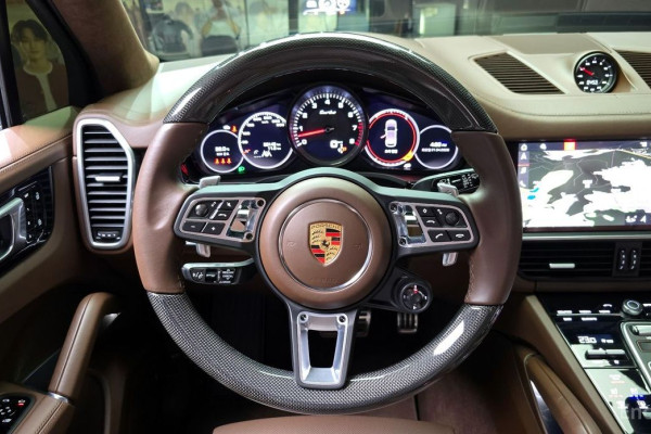 2021 Porsche Cayenne с пробегом 33 143 км