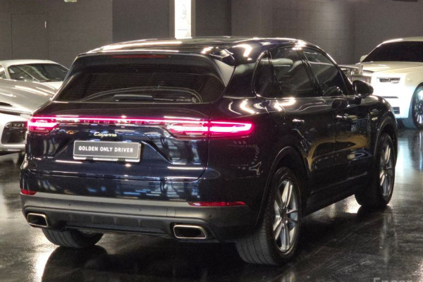 2021 Porsche Cayenne с пробегом 49 000 км