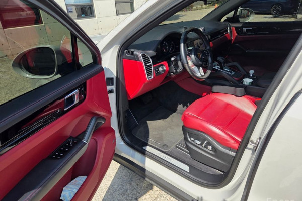 2021 Porsche Cayenne с пробегом 40 000 км