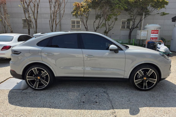 2021 Porsche Cayenne с пробегом 40 000 км