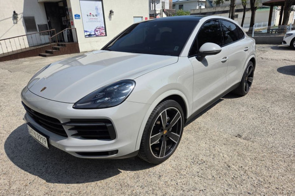 2021 Porsche Cayenne с пробегом 40 000 км