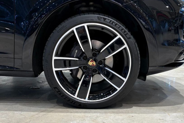 2020 Porsche Cayenne с пробегом 49 350 км