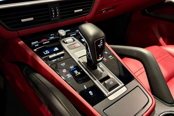 2020 Porsche Cayenne с пробегом 49 350 км