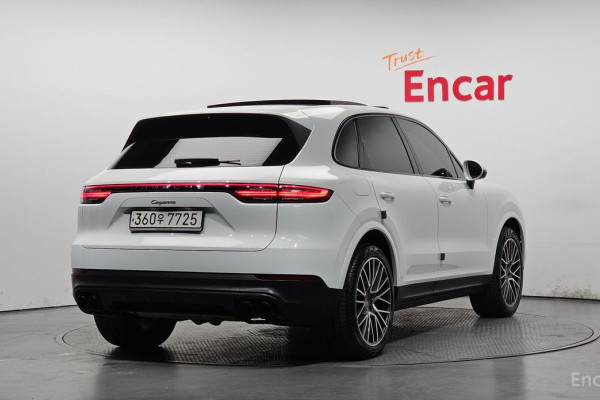 2020 Porsche Cayenne с пробегом 49 354 км