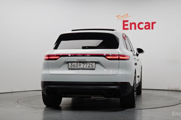 2020 Porsche Cayenne с пробегом 49 354 км