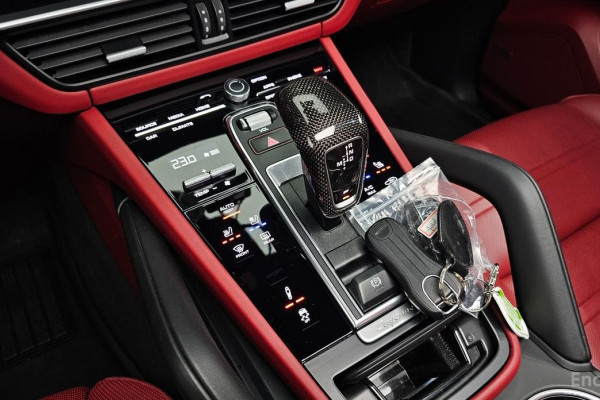 2020 Porsche Cayenne с пробегом 49 354 км