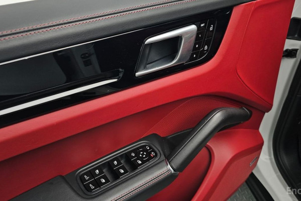 2020 Porsche Cayenne с пробегом 49 354 км