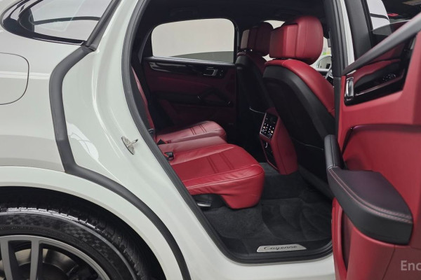 2021 Porsche Cayenne с пробегом 29 155 км