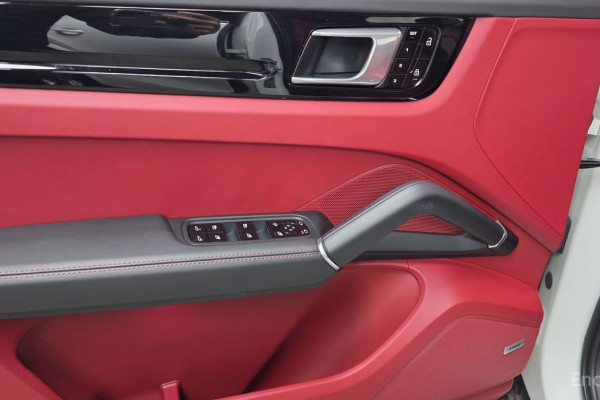 2021 Porsche Cayenne с пробегом 29 155 км