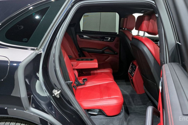 2021 Porsche Cayenne с пробегом 51 556 км