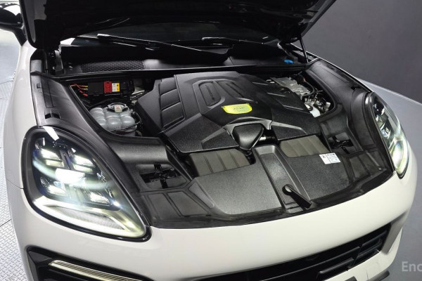 2021 Porsche Cayenne с пробегом 21 434 км