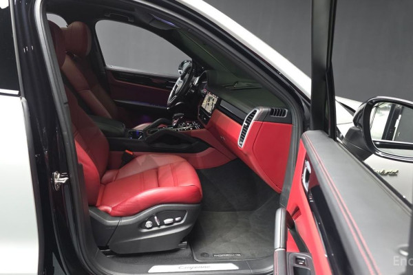 2021 Porsche Cayenne с пробегом 21 434 км