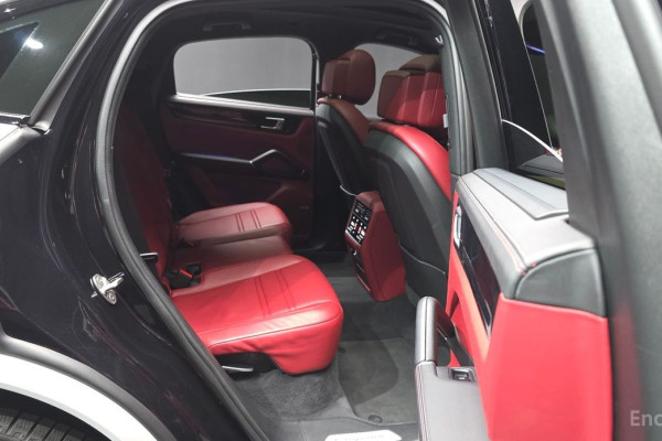 2021 Porsche Cayenne с пробегом 21 434 км