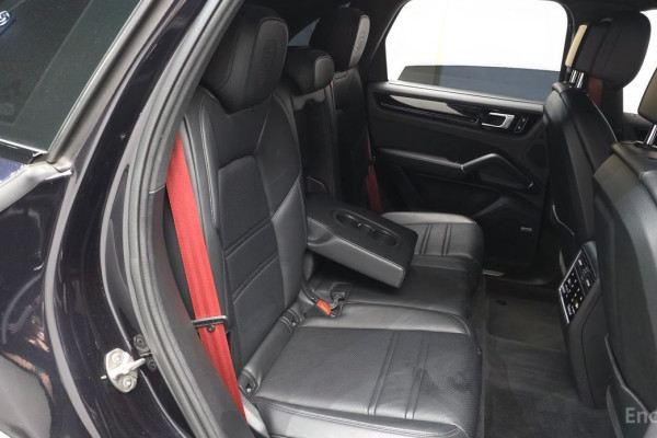2021 Porsche Cayenne с пробегом 35 043 км