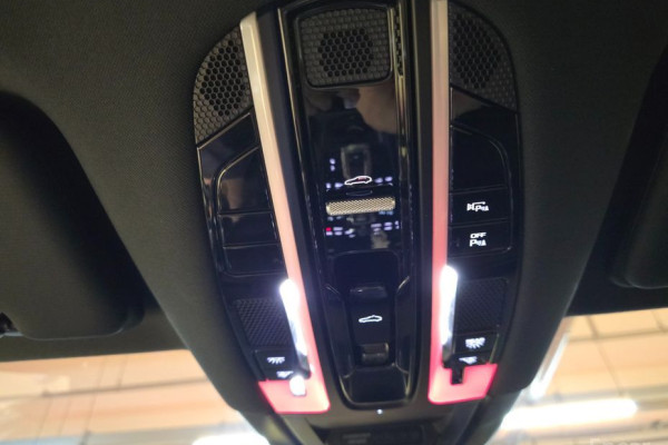 2020 Porsche Cayenne с пробегом 54 000 км