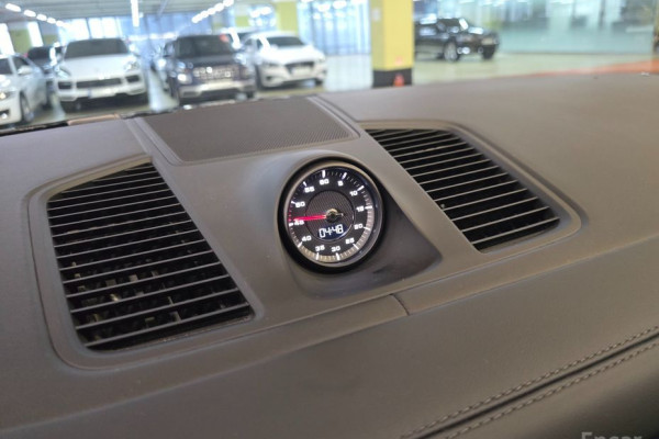 2020 Porsche Cayenne с пробегом 54 000 км