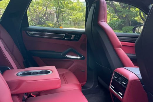 2021 Porsche Cayenne с пробегом 29 100 км