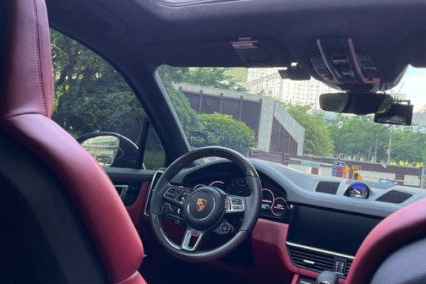 2021 Porsche Cayenne с пробегом 29 100 км