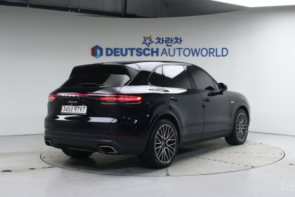 2020 Porsche Cayenne с пробегом 44 320 км