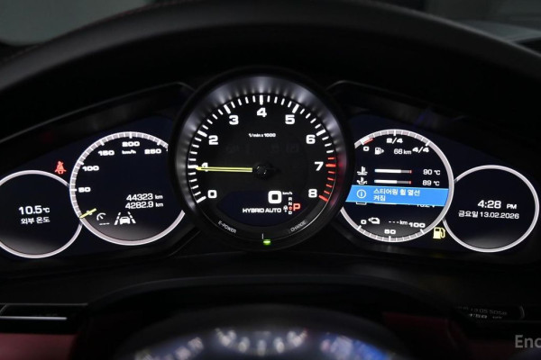 2020 Porsche Cayenne с пробегом 44 320 км