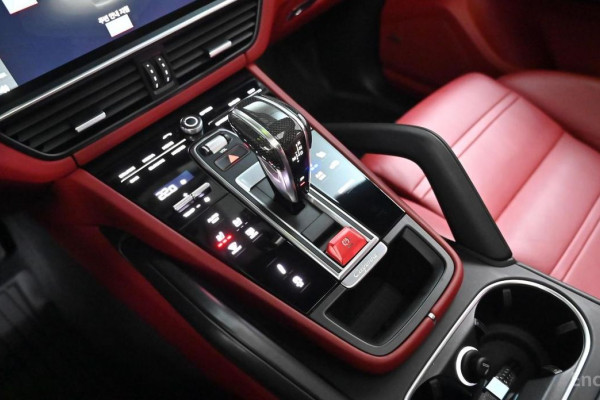 2020 Porsche Cayenne с пробегом 44 320 км