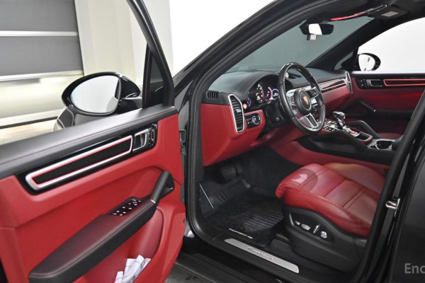 2020 Porsche Cayenne с пробегом 44 320 км