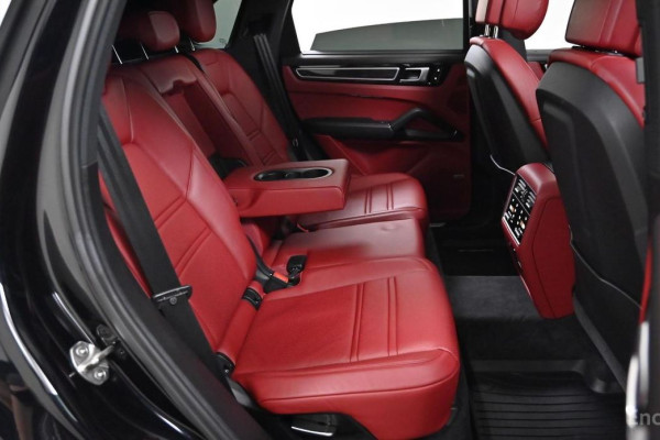 2020 Porsche Cayenne с пробегом 44 320 км