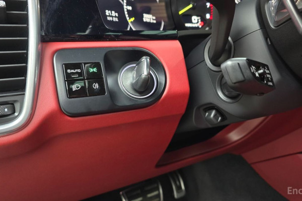 2020 Porsche Cayenne с пробегом 39 820 км