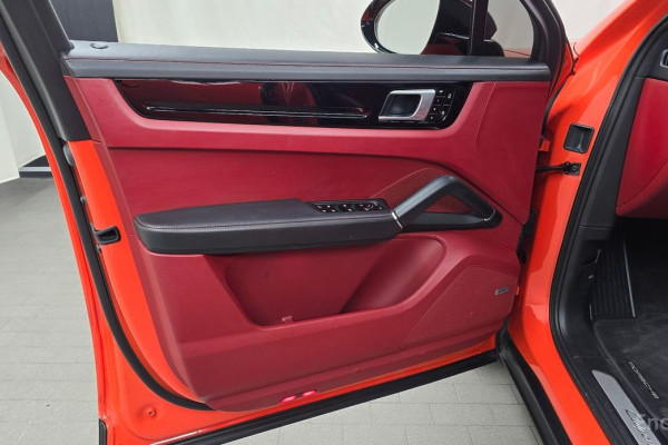 2020 Porsche Cayenne с пробегом 39 820 км