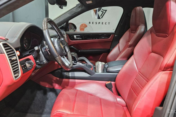 2021 Porsche Cayenne с пробегом 55 000 км