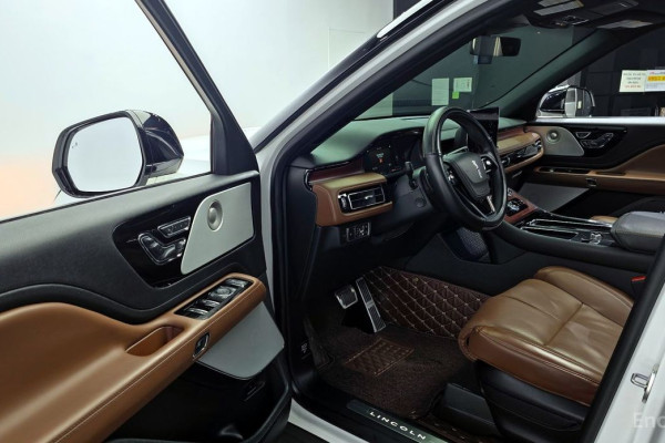 2021 Lincoln Aviator с пробегом 20 726 км