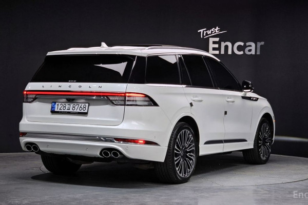 2023 Lincoln Aviator с пробегом 28 209 км