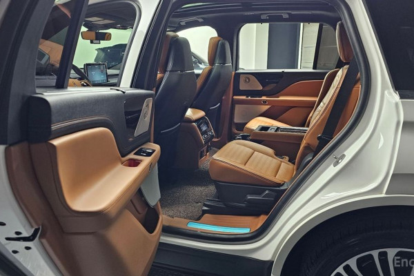 2023 Lincoln Aviator с пробегом 28 209 км