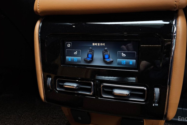 2023 Lincoln Aviator с пробегом 28 209 км