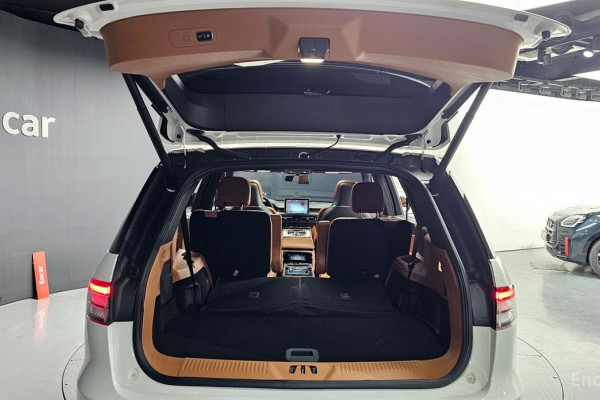 2023 Lincoln Aviator с пробегом 28 209 км