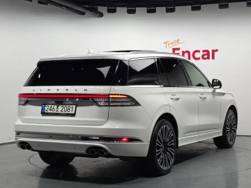 2023 Lincoln Aviator с пробегом 13 589 км