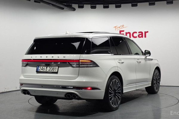 2023 Lincoln Aviator с пробегом 13 589 км